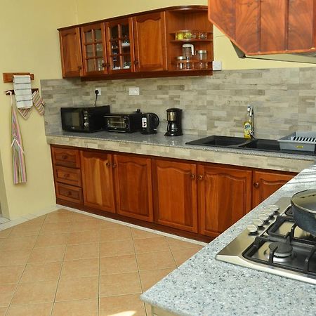 לה גולט Butterfly Apartment מראה חיצוני תמונה